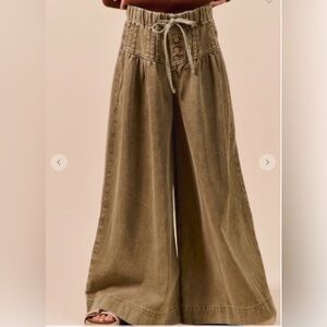 New So Me Wide-Leg Drawstring Pants ~ Olive